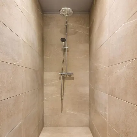 & Le Clandestin 公寓 *